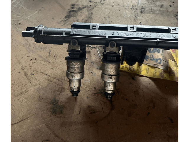 Топливная рампа 8200465550   Renault Clio II  