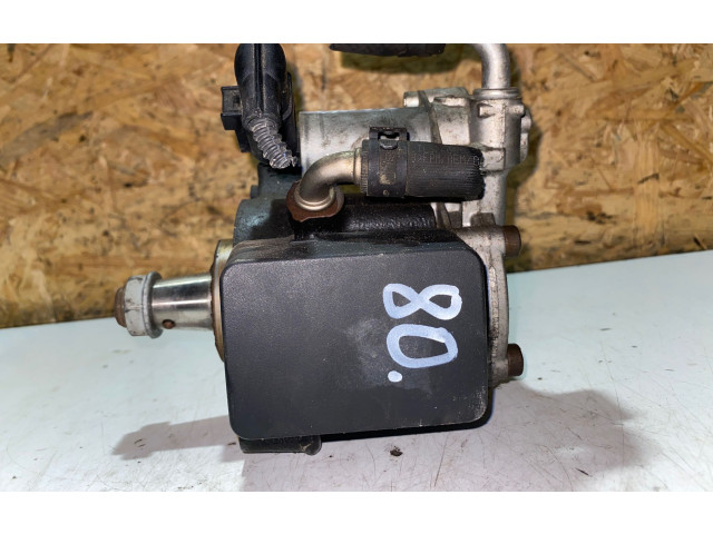 Топливный насос