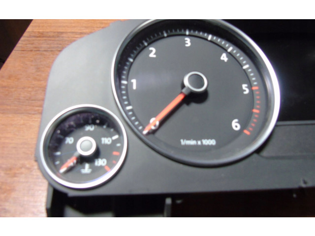 Přístrojová deska Volkswagen Touareg III 2024 7P6920882T