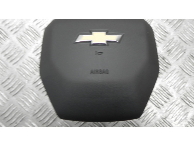 Подушка безопасности водителя 84823462   Chevrolet Suburban