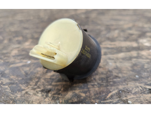 Включатель скорости стеклоочистителей 15074680   Chevrolet TrailBlazer