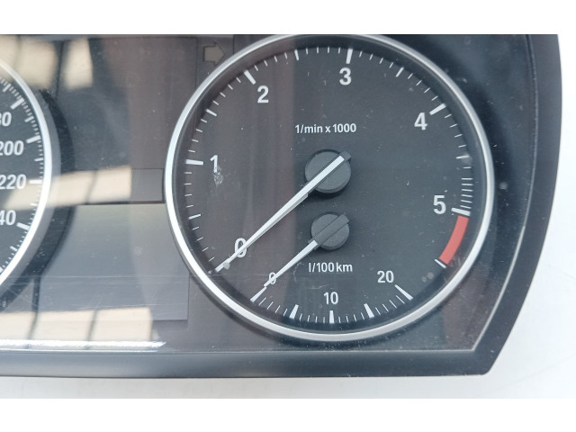 Přístrojová deska BMW X1 E84 2013 225944311, 381032227