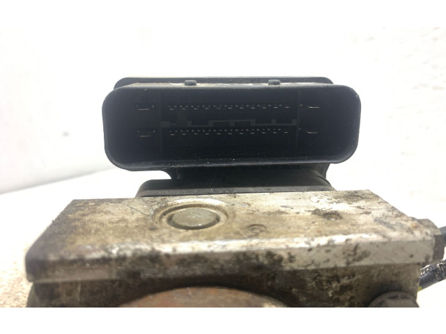 Блок АБС 1K0907379P, 00009496E4 Skoda Octavia Mk2 (1Z) 2004 - 2013 года