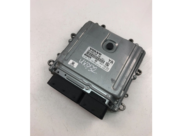 Блок управления двигателем Блок управления 30785100AB, 0281012765   Volvo V70
