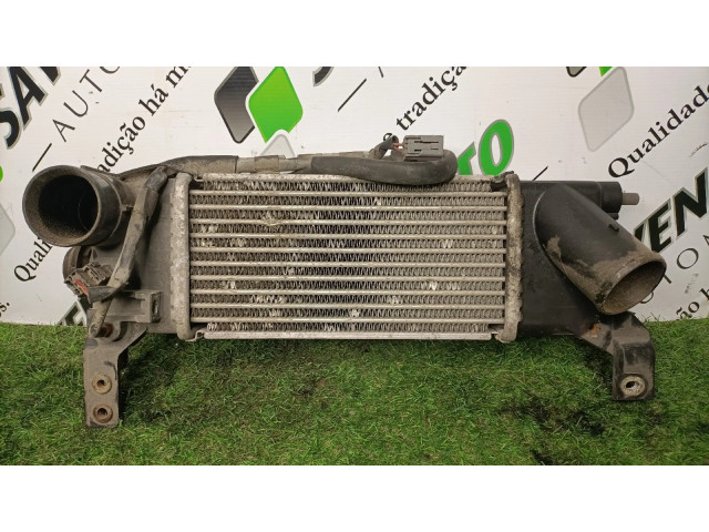 Интеркулер  SV22-05   Mazda Premacy 