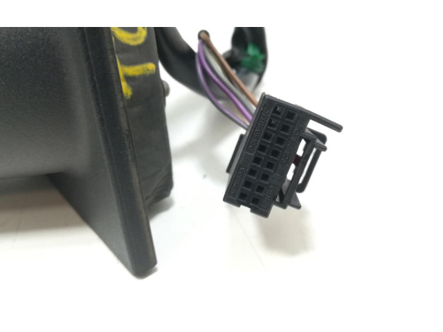 Зеркало электрическое Volkswagen Touran I 2003 - 2010 года