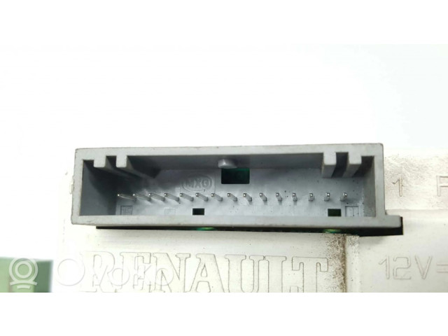 Дисплей 8200142416 Renault Scenic RX