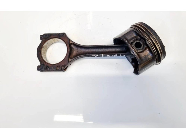 Píst Volkswagen Polo III 6N 6N2 6NF