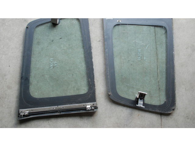 Přístrojová deska Mitsubishi Pajero 2004 200KM