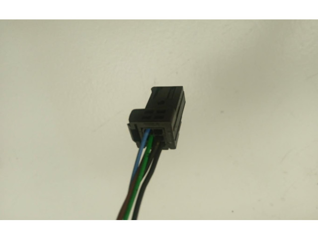 Зеркало электрическое Citroen C4 I 2004 - 2010 года