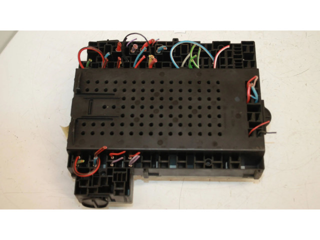 Блок предохранителей 8676284, 8645716 Volvo V70