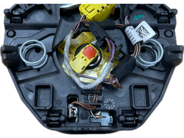 Подушка безопасности водителя 5E0880201A Skoda Fabia Mk1 (6Y)