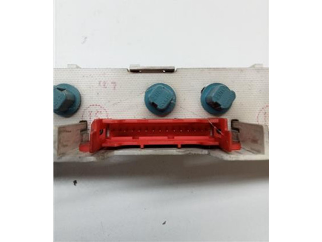 Přístrojová deska Renault Twingo I 1993 7700839063, 7700820023