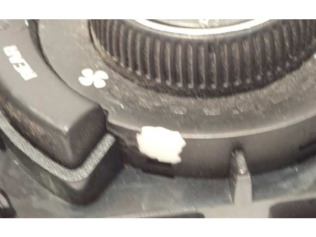 Блок управления климат-контролем 96738323XT, 6452Y4   Peugeot 5008