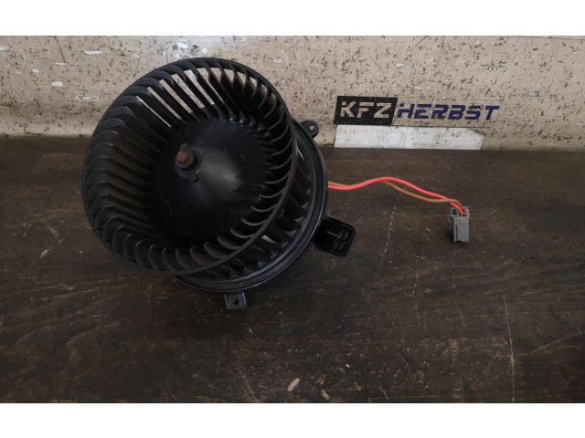 Вентилятор печки  13369749, 13369749   Opel Meriva B 