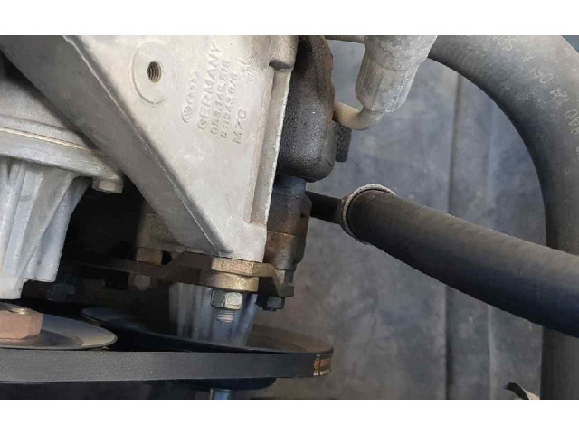 Насос усилителя руля 050145155AX Audi 80 90 B3