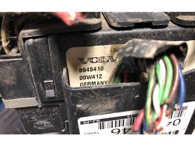 Блок предохранителей  8645410, 00W412   Volvo S80    
