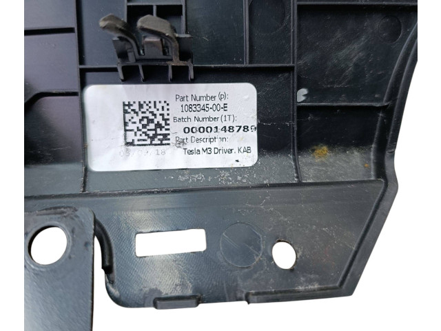 Дисплей    108334500A, 2023151X   Tesla Model 3