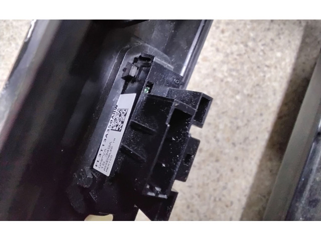 Дисплей    FL3T19C107HG, FL3T18B955FB   Ford F150