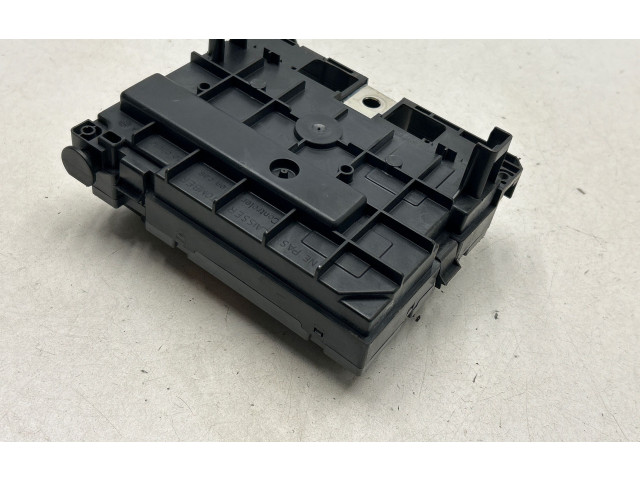 Pojistková skříňka 9667044980 Peugeot 3008 2010