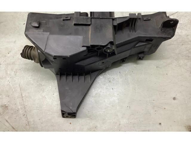 Блок предохранителей 9494210 Volvo S60