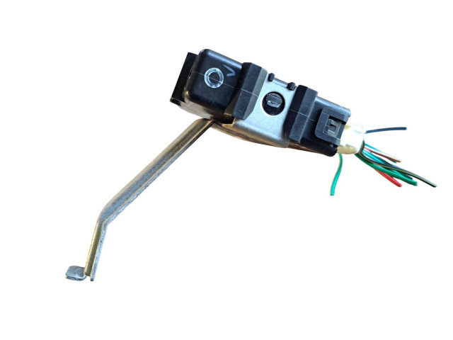 Блок предохранителей  84051SC010   Subaru Forester SH    