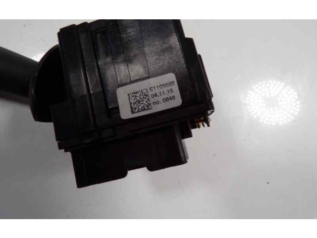 Ручка стеклоочистителей 8201168008, E1109568 Dacia Duster