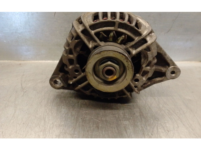 Генератор MD353869, 0124325010 Mitsubishi Carisma