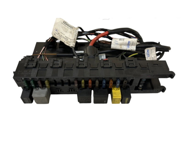 Pojistková skříňka 2035453101, 5DK00848642 Mercedes-Benz C W203 2004