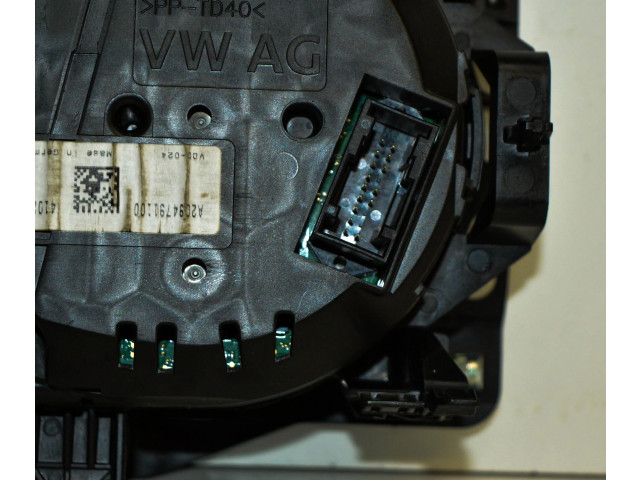 Панель приборов 5G1920957A   Volkswagen Golf VII       