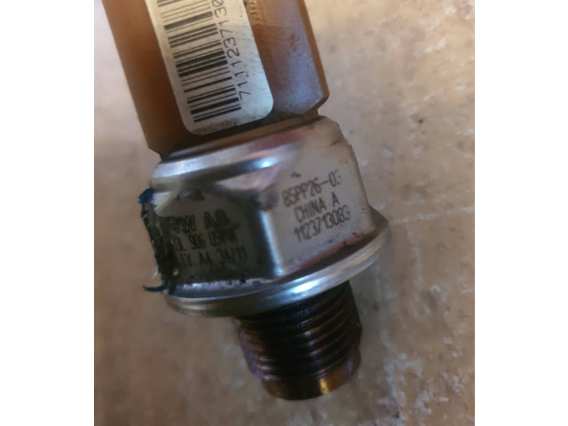 Топливная рампа 03L906054A, 4THA43411   Audi A3 S3 8P  