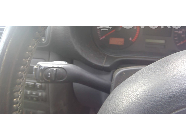 Vstřikovací lišta 1M1941531L56J Seat Toledo II (1M) 1.9L AHF