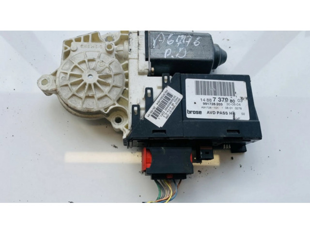 Передний двигатель механизма для подъема окон