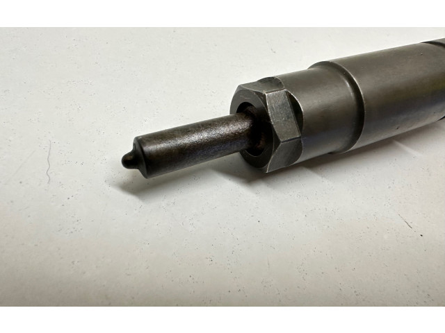 Vstřikovač 059130277q, 040504   Audi A6 S6 C6 4F  pro naftový motor 3.0 ASB 