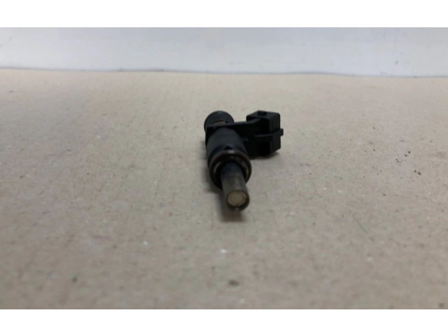 Форсунка 7561277, 13537561277    BMW 1 E81 E87  N43-B16A 