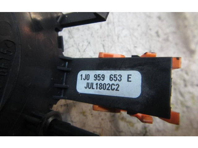 Подушка безопасности водителя    Skoda Octavia Mk1 (1U)