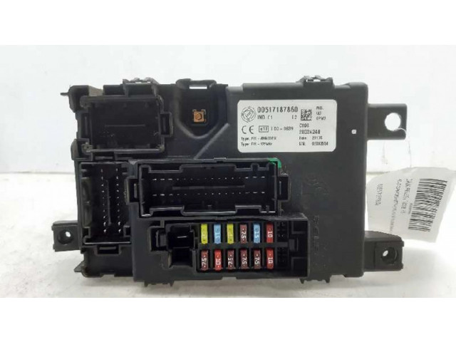   Pojistková skříňka 00517187860   Fiat Grande Punto 2005