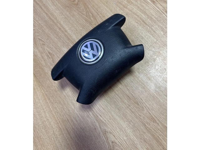 Подушка безопасности водителя    Volkswagen Caddy