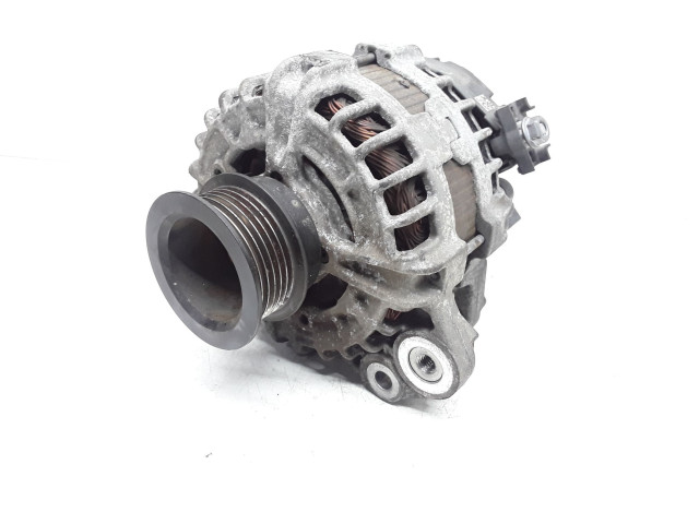 Генератор 30659580, 0125812009 Volvo S60