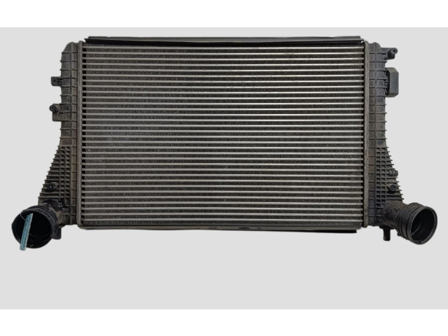 Интеркулер 1K0145803CD, 1K0145803 Skoda Octavia Mk2 (1Z)