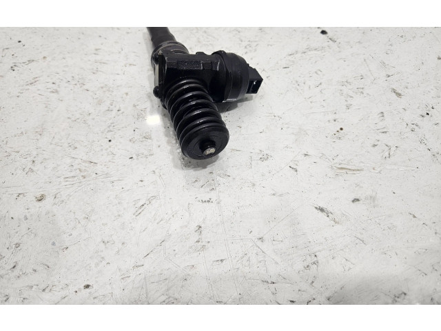 Форсунка 036130073BN Volkswagen Golf Plus