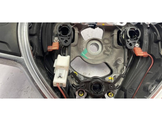 Руль Dacia Duster - года 484000872R