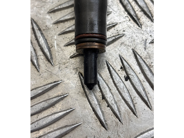 Vstřikovač 038130073BN Volkswagen Caddy