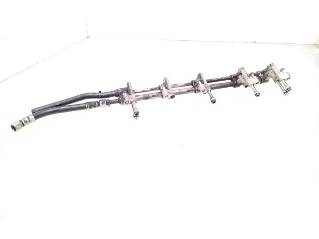 Топливная рампа 070133317C Volkswagen Transporter - Caravelle T5 для двигателя AXE