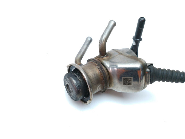 Форсунка 04L131113P Audi A3 S3 8V DGT