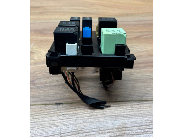 Блок предохранителей 7N0937503 Volkswagen Golf Plus