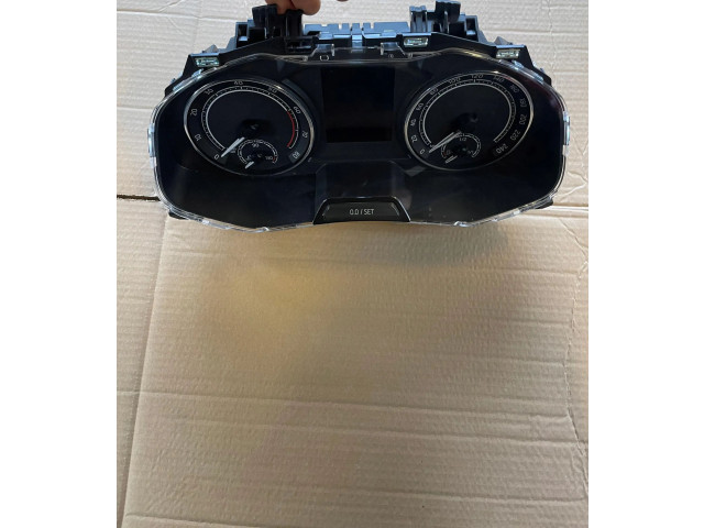 Панель приборов 654920740 Skoda Scala