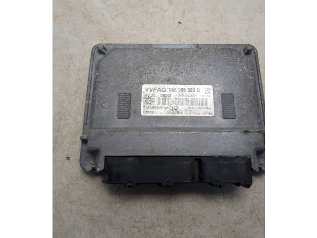 Блок управления двигателя 03E906023Q, 5WP40853   Skoda Fabia Mk2 (5J)