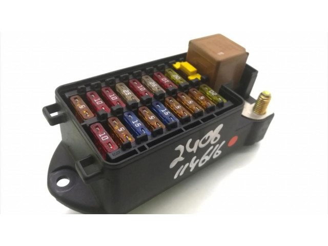 Блок предохранителей LNC2800BC, 518205000 Jaguar XJ X308