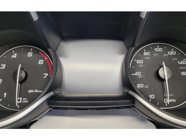 Přístrojová deska Alfa Romeo Stelvio 2020 50559452